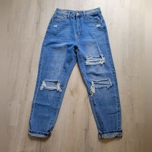 NWOT Boyfriend Distressed Jeans